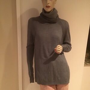 Lululemon Sweat and Savasana Sweater Turtleneck Merino Wool Heathered Gray 8